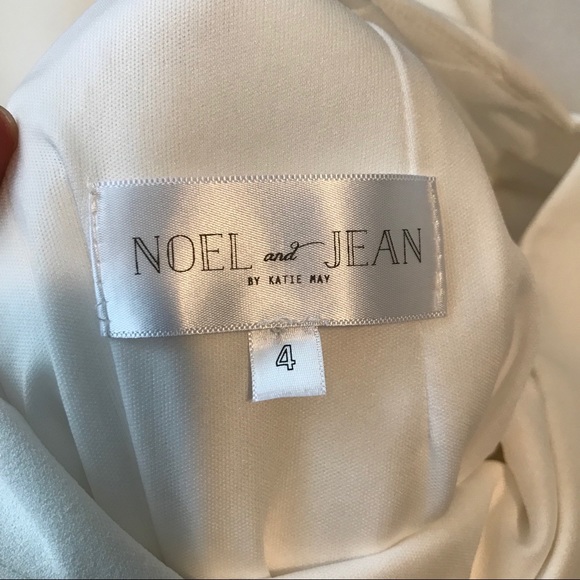 NOEL AND JEAN White Off The Shoulder Gown 🤍 - Picture 7 of 8